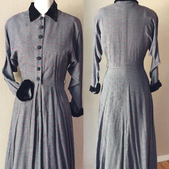 40's Gray Ladies Dress, black velvet, War Dress, … - image 1