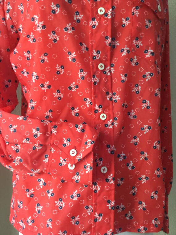 Red Rain Shirt, Vintage 70's floral Nylon Shirt, … - image 3