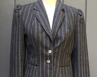 Vintage grey wool Blazer. 80's Secretary Blazer. Puff Sleeve suit Coat