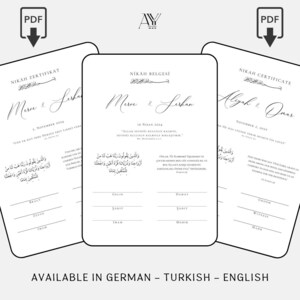 Może przedstawiać: Trzy drukowane certyfikaty nikah w czerni i bieli z kaligrafią arabską. Certyfikaty są przeznaczone na ceremonię ślubną i zawierają imiona pary, datę ceremonii oraz tekst "Allah seyyid-i kulli kalbin, seyyid-i kulhunun malikiye bireclestirir." Certyfikaty są dostępne w języku niemieckim, tureckim i angielskim.