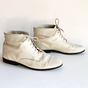 Granny boots deals flat