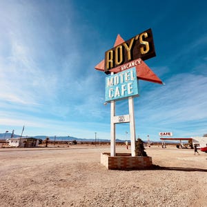 California Route 66 Photo, Roy&#39;s Motel, Roadside Photography, Digital Print, Americana Photography, America&#39;s West, Route 66, Motel Neon