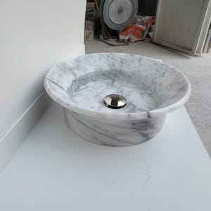 Hand Carved Carrara Marble Sink: Round Countertop Basin