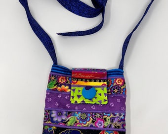 Small Purse in Laurel Burch Dogs with Adjustable Straps