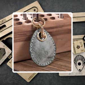 Fustellatura in pelle per tessera di accesso elettronica, fustellatura in acciaio per ciondolo in pelle personalizzato, strumenti per la lavorazione della carta per la fabbricazione della pelle, portachiavi personalizzato