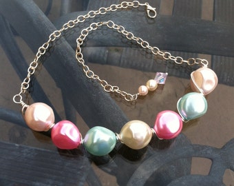 Pearl Candy firmly wired necklace