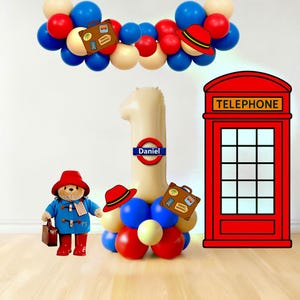 Escultura personalizada de globo de oso londinense (tema de cuento británico)