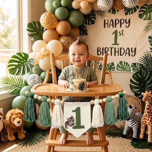 DIY Safari Animal Balloon Stack: Jungle Theme Party Decor image 13