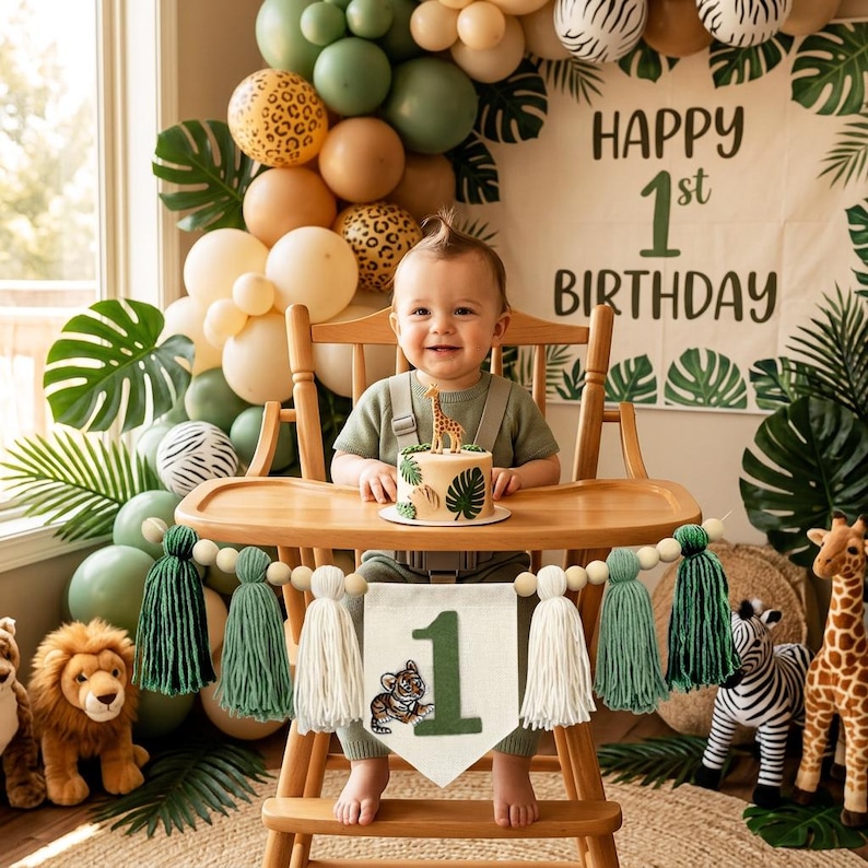 DIY Safari Animal Balloon Stack: Jungle Theme Party Decor image 13