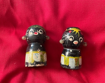 Vintage Ethnic Wooden Salt and Pepper Shakers. Cork stoppers