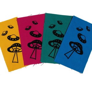 UFO Patch Alien Invasion Patch Outer Space Patch Rocket Ship Cute Space Patch Screen Print Patch Retro 90&#39;s Novelty Kawaii Alien Patches