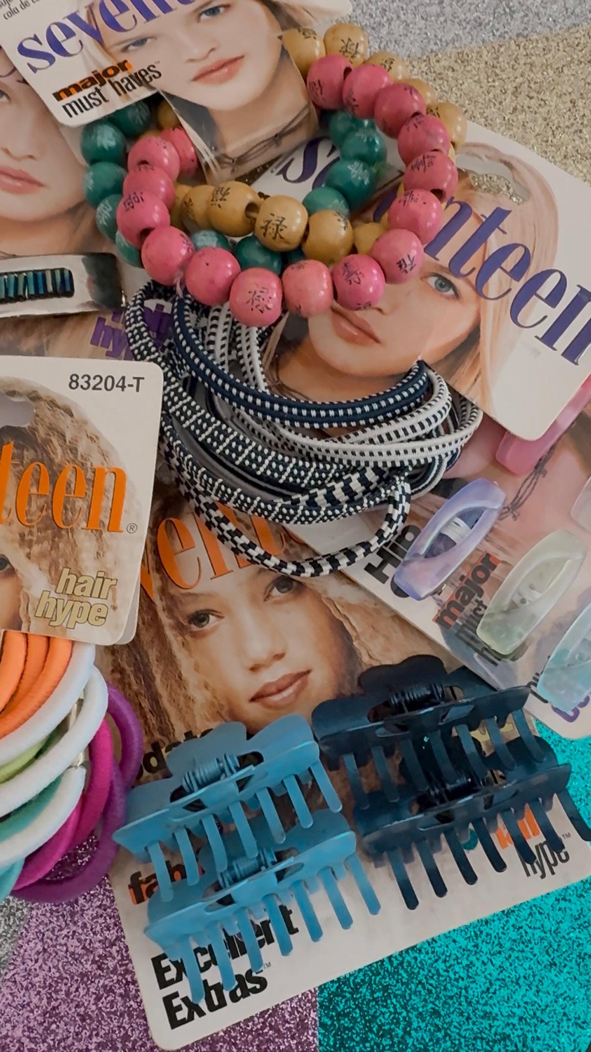 Lot Of Vintage Hair Accessories from the 1980s-1990s NOS Packaging 15+ packs Girls main image 4