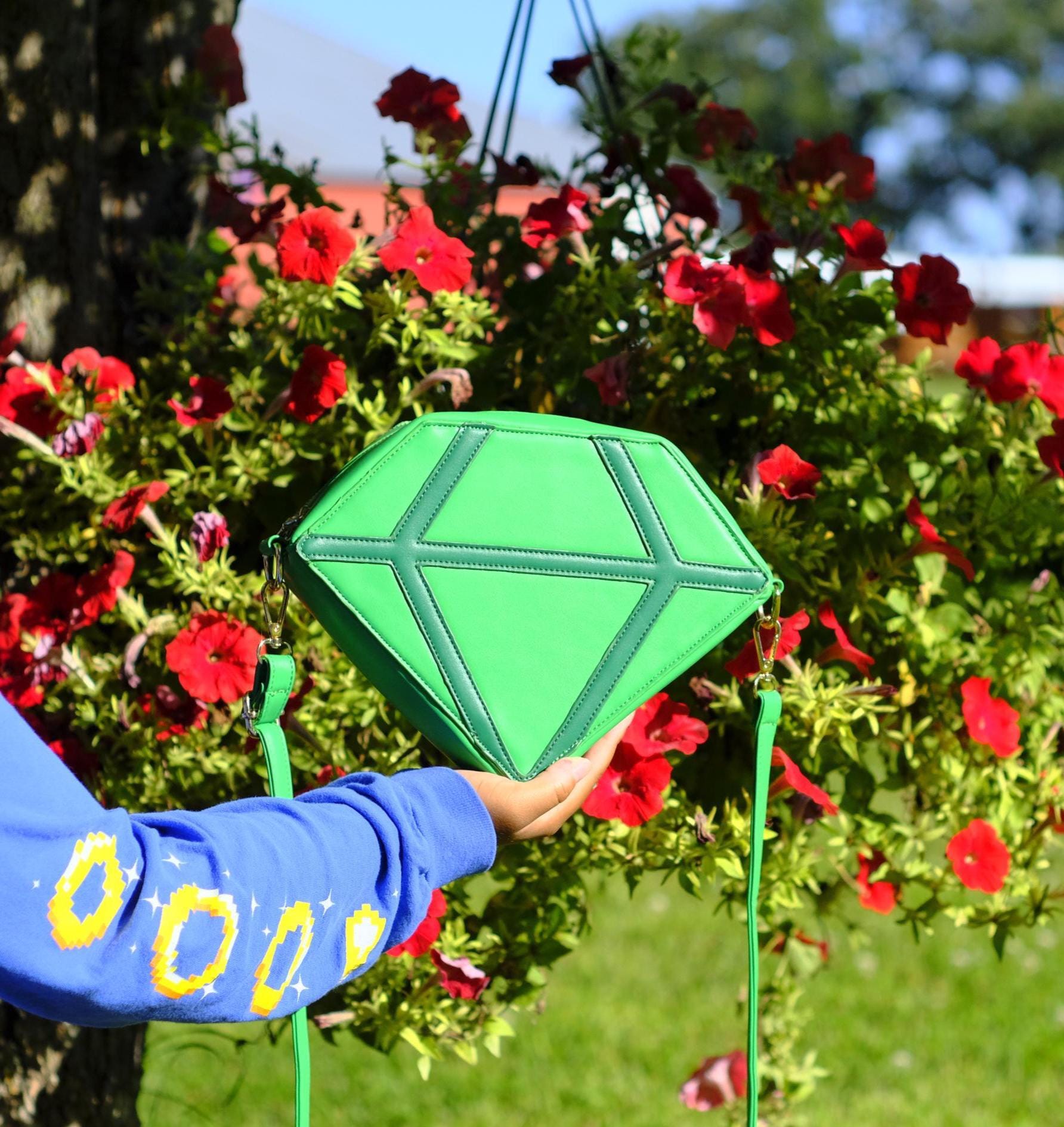 CORTIS ソウルコン　ツアー　グッズ　PYPD バッジセット Chaos Emerald Ita Bag - Etsy