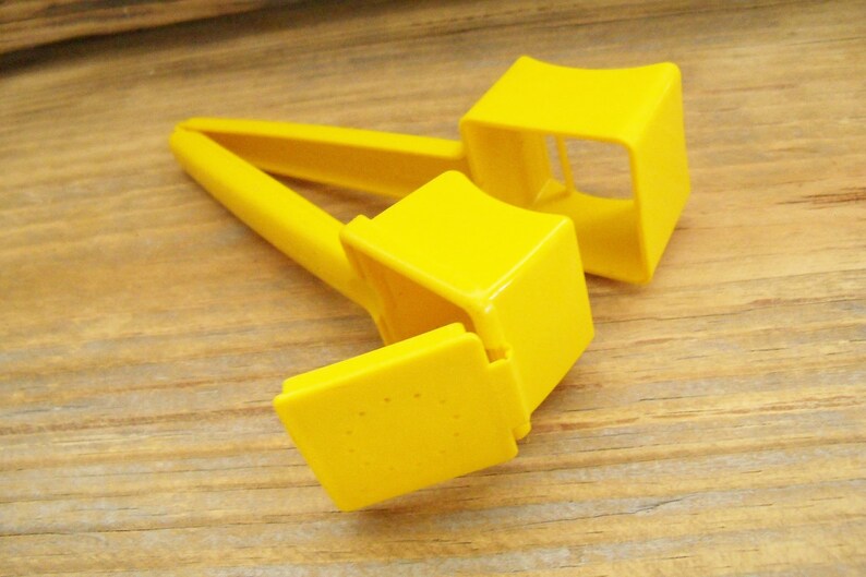 Tupperware Butter Hugger Spreader Salt Shaker Corn On The Cob Etsy