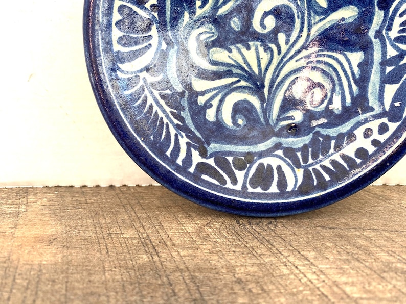 Vintage pottery dish plate handpainted Vintage Blue and white small decorative dish