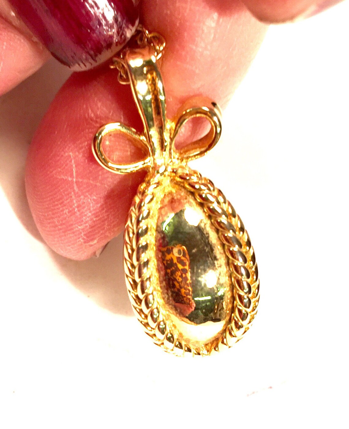 JOAN RIVERS EGG Necklace Classic gold tone pendant egg eith Etsy