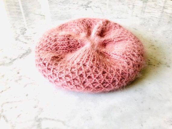 Vintage pink beret wool french hat color marke