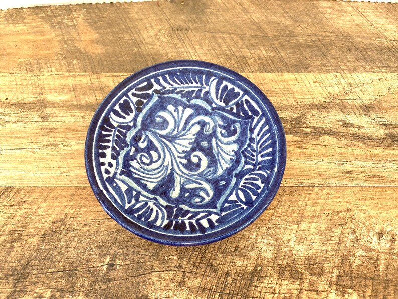 Vintage pottery dish plate handpainted Vintage Blue and white small decorative dish