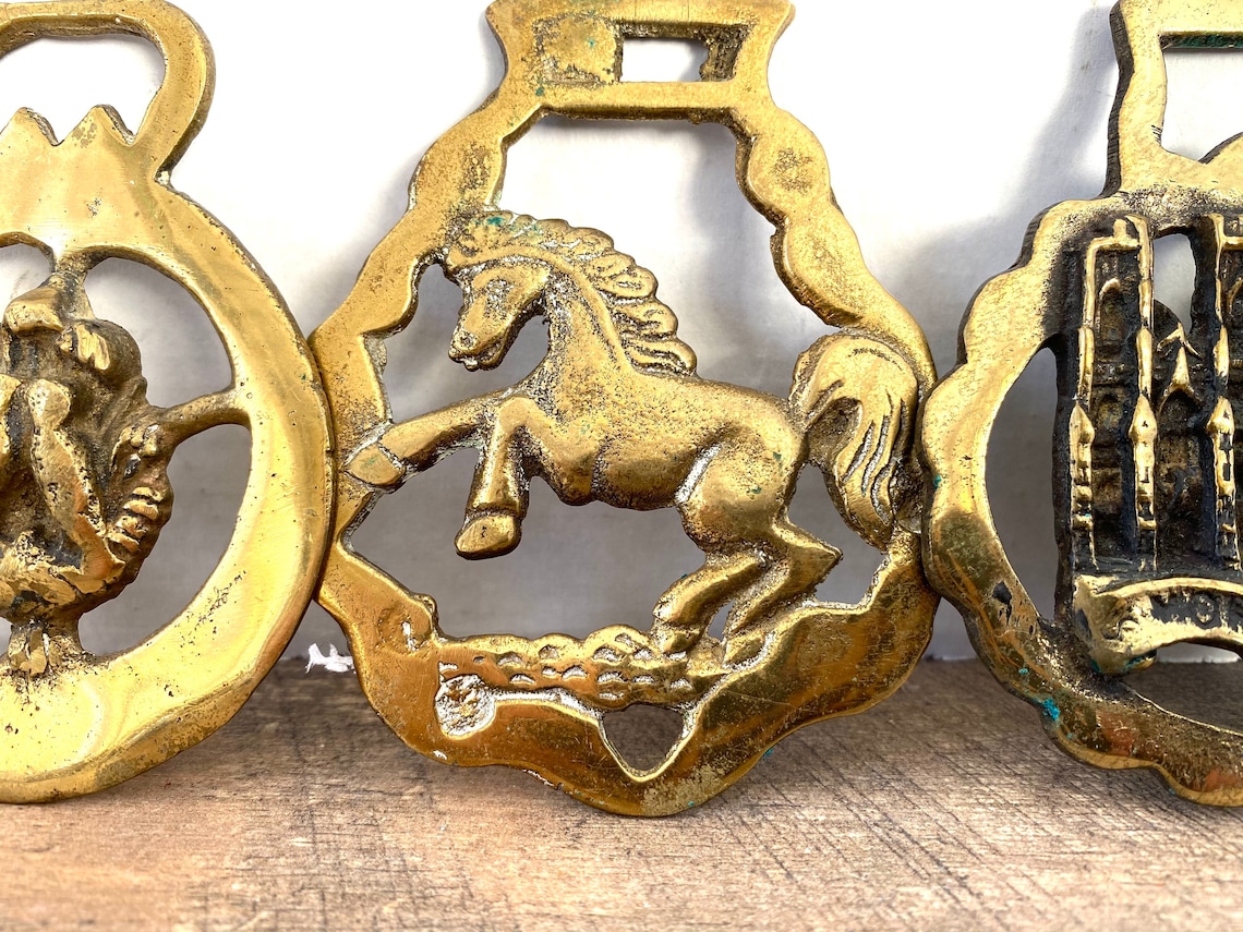 English Vintage Horse Brasses Set of 4 Vintage Horse Brasses Etsy