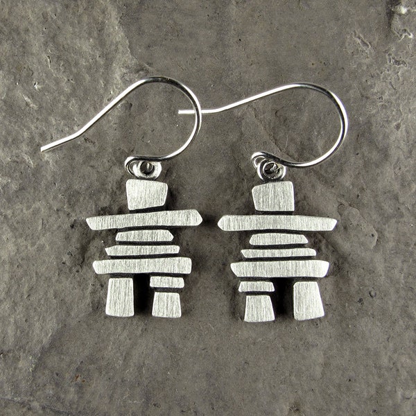 Tiny inukshuk earrings - sterling silver