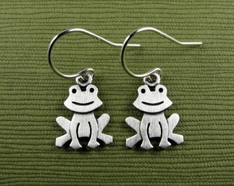 Tiny frog earrings - sterling silver