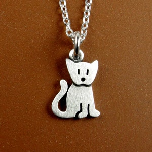 Tiny kitten pendant / necklace - sterling silver