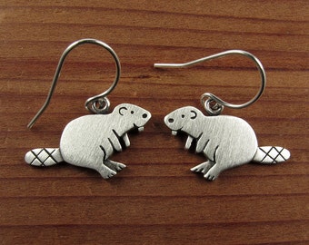 Tiny beaver earrings - sterling silver