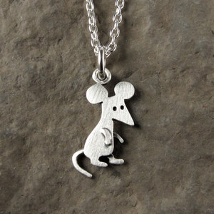 Tiny mouse pendant / necklace - sterling silver