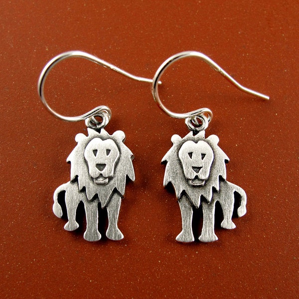 Tiny lion earrings - sterling silver