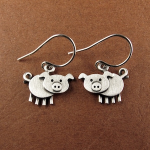 Tiny pig earrings - sterling silver