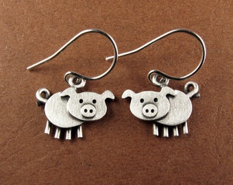 Tiny pig earrings - sterling silver