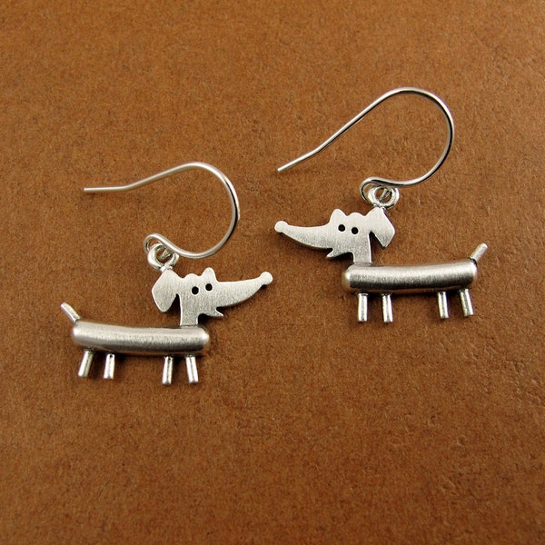 Tiny dachshund earrings - sterling silver