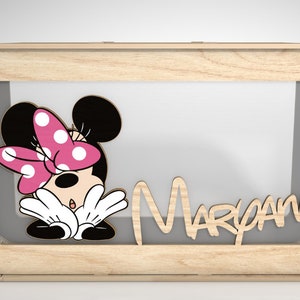 Kinderen spaarpot SVG, houten kinderen spaarpot met naam, gepersonaliseerde cartoon spaarpot SVG, grappige muis spaarvarken gesneden bestand, Glowforge SVG-bestanden
