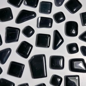 Obsidian Dark Black Gloss Crystal Glass Mosaic Tile: 50g, Irregular Triangle Square Shapes, 10-20mm, 4mm thick, DIY Craft Art Supplies