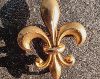 Antique Victorian Pocket Watch Brooch - Fleur de Lis - solid 14 kt yellow gold