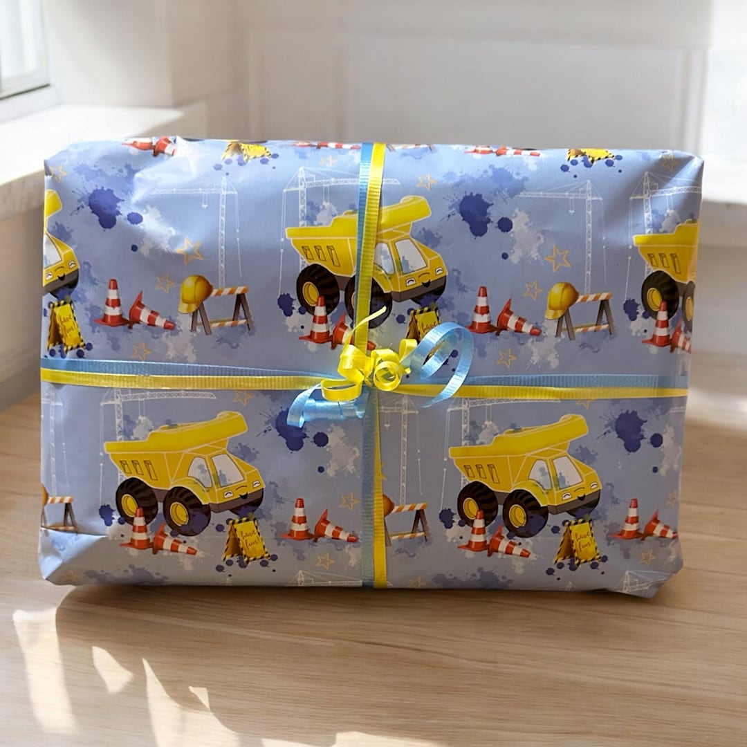 Construction Party Boys Pass the Parcel Ready Made Pass the Parcel Kids ...