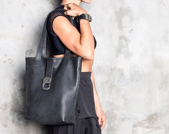 Boss Bag Black Leather Shoulder Bag