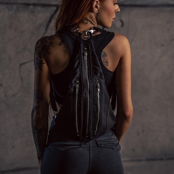 Tri Zipper Back Pack Convertible Fanny Pack in Black Canvas w/ Silver Hardware