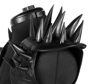 Modular Spike Epaulette Pauldron in Black Leather