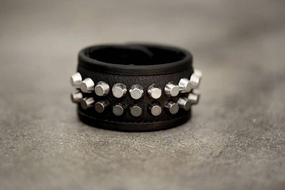 LA PLAYA Leather Punk Cuff and Metal Studded Bracelet