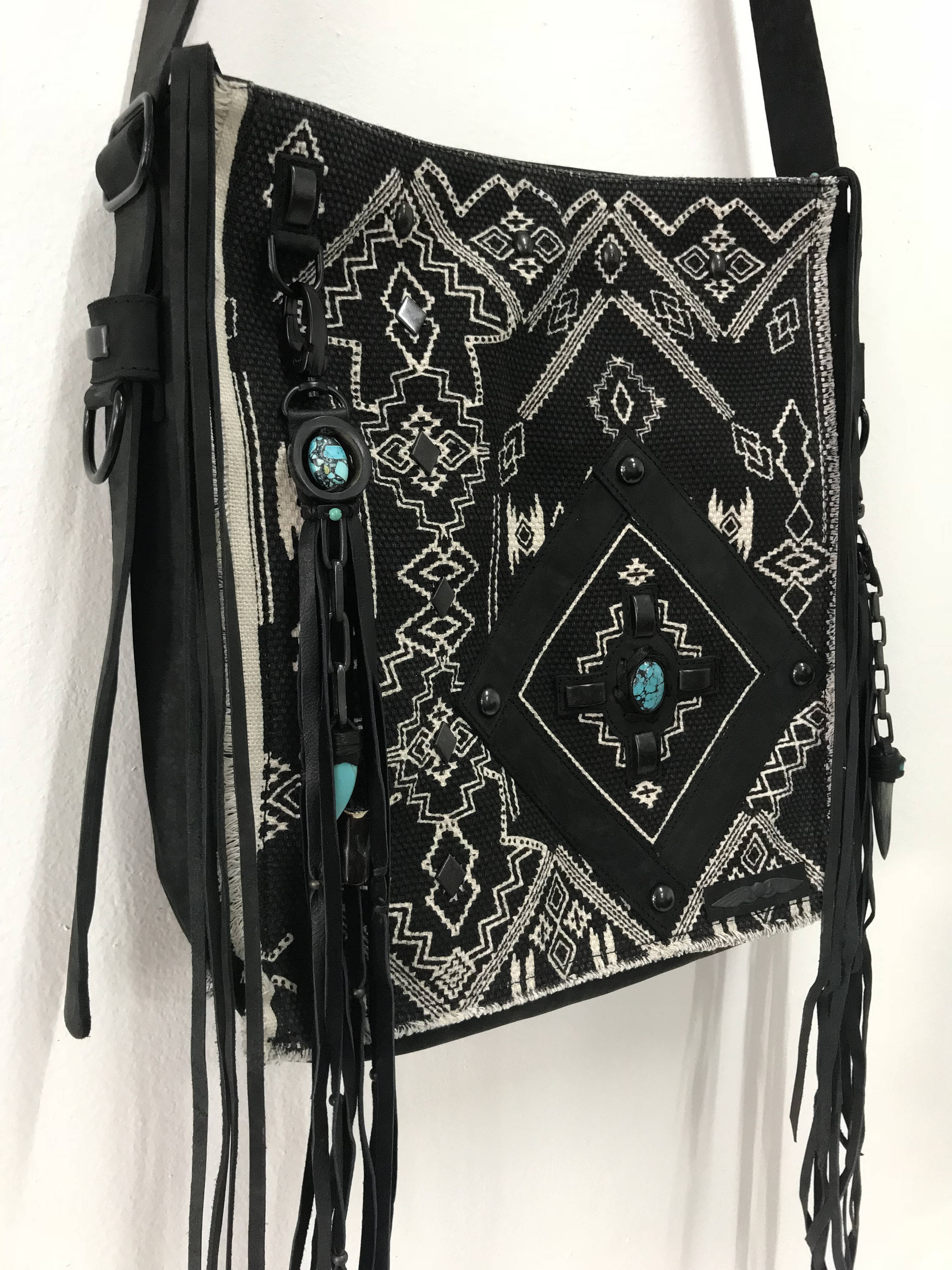 hobo bramble crossbody