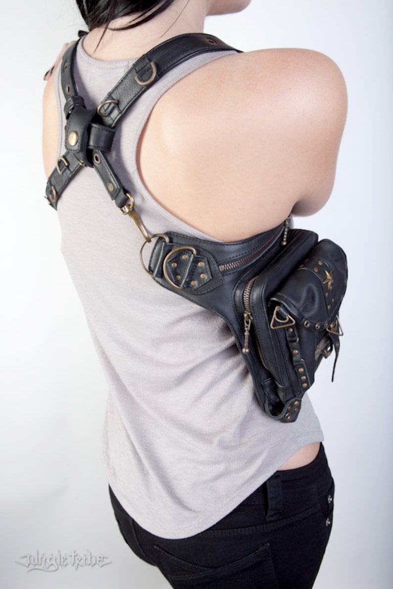 BLASTER 4.0 Black Leather Shoulder Holster and Hip Bag image 9