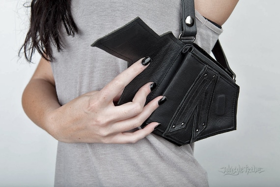 BLACK STEALTH Leather Shoulder Holsters - Original Size - Etsy display picture 2