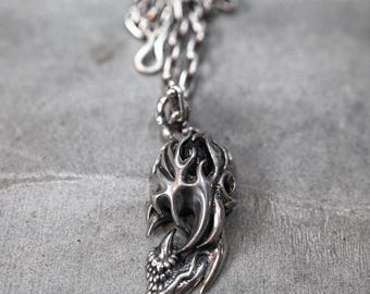 Softgothic Silver Stainless Steel Claw Pendant Necklace - Black Crystal Vintage Gothic Style