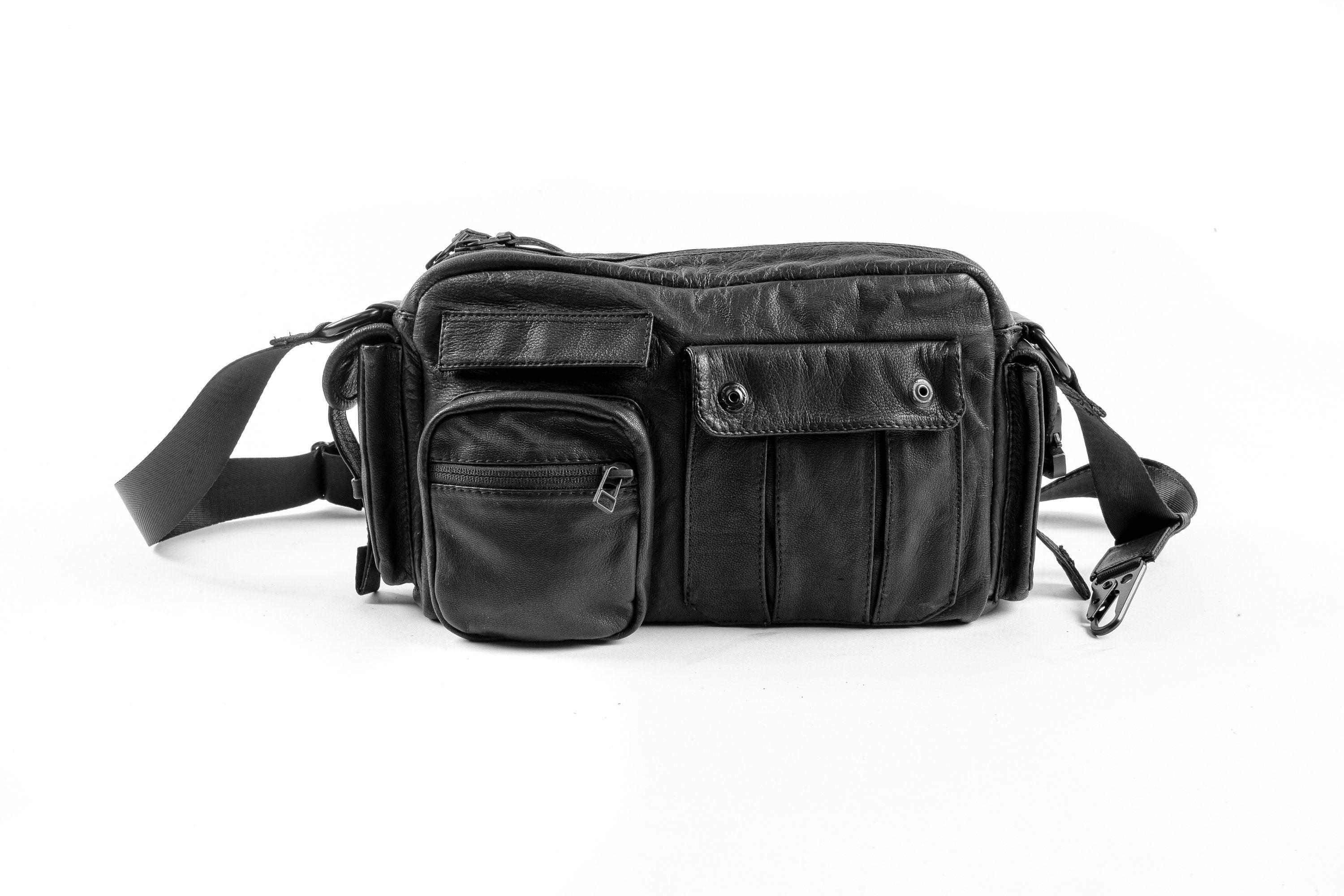 Technical Messenger Black