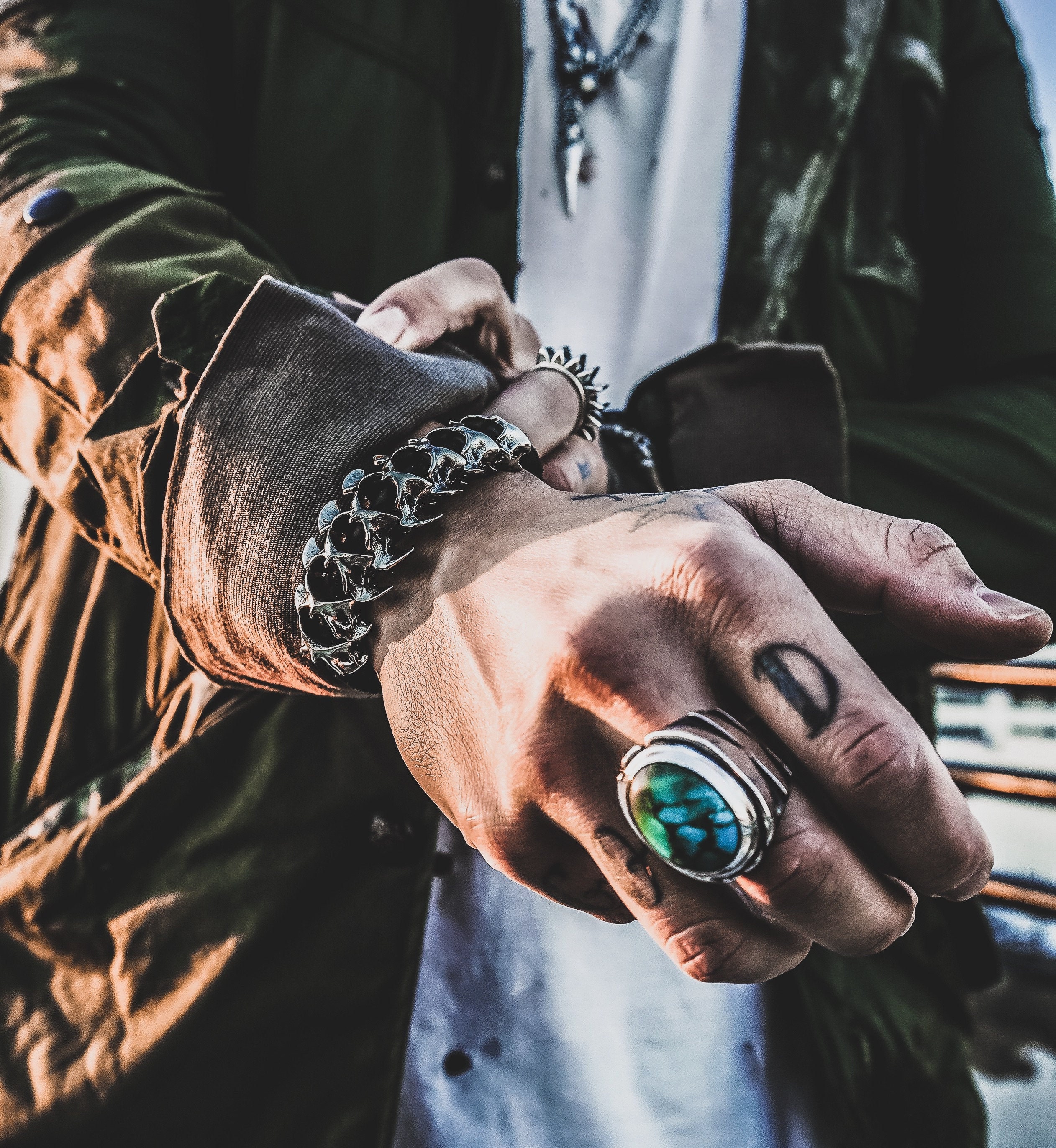 Bracelet 'gangster' Doré épais Pour Homme | Pour Déguisement, Fête, Halloween | Longueur 31 Cm, Finition Or