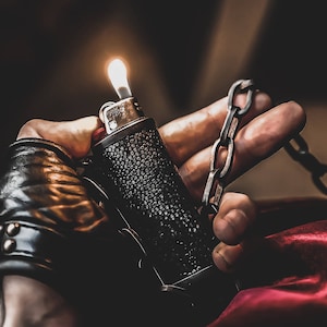 BLAZE & CHAIN Metal and Leather Lighter Holder Necklace I Lighter Case I Bic Lighter Holder