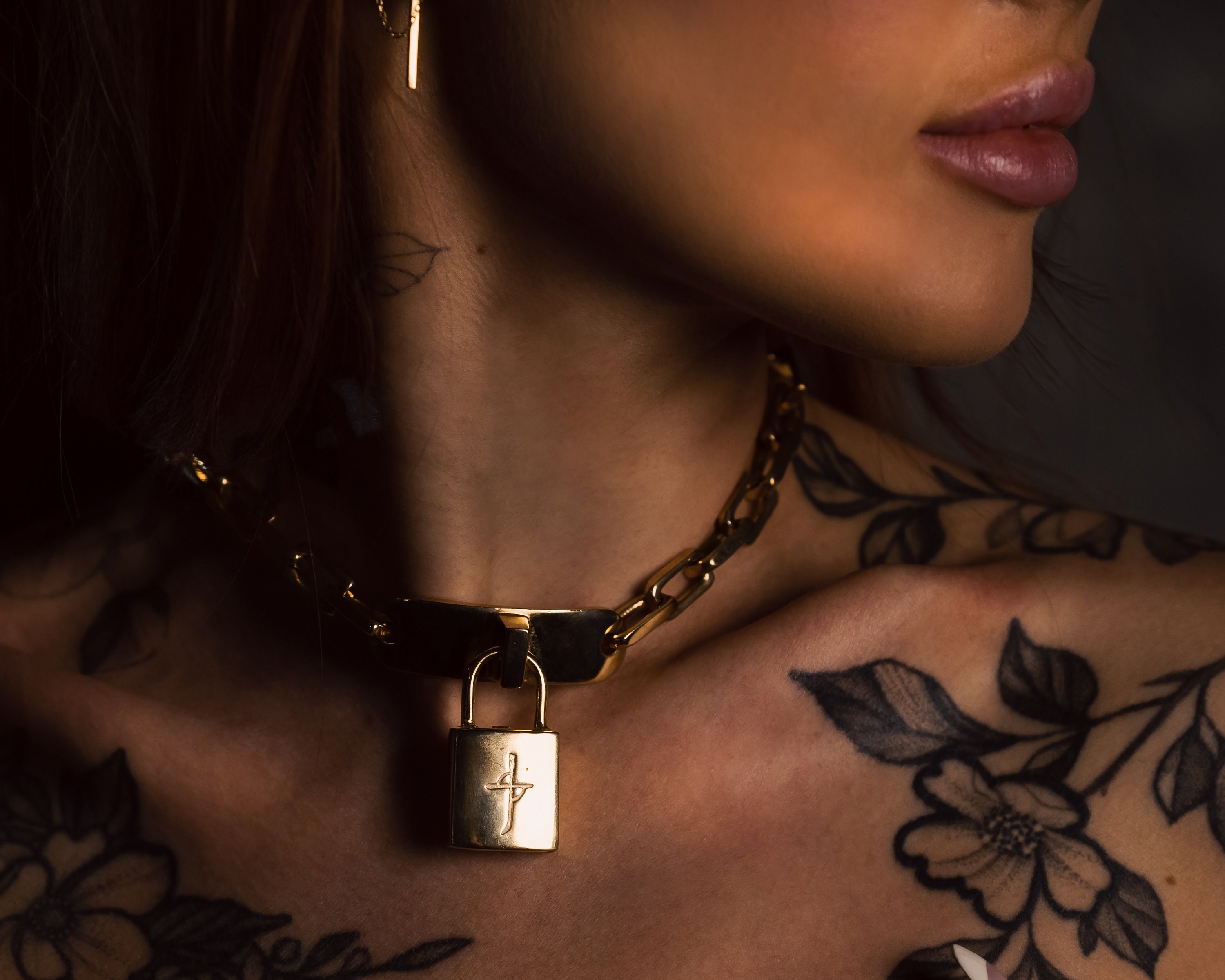 Lock N' Load Padlock Choker