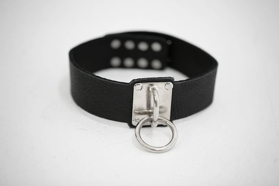 LOVE IN VEIN Softest Black Leather and Metal O Ring Collar Choker