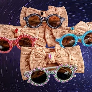 Newborn Headband and glasses for Photography Dainty Baby Photo Prop, Neutral Baby Shower Gift